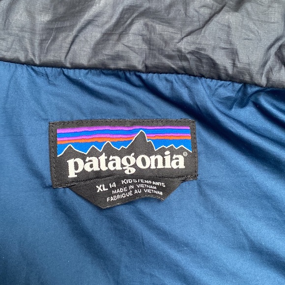 Patagonia Navy Jacket - Size XL - Picture 7 of 12